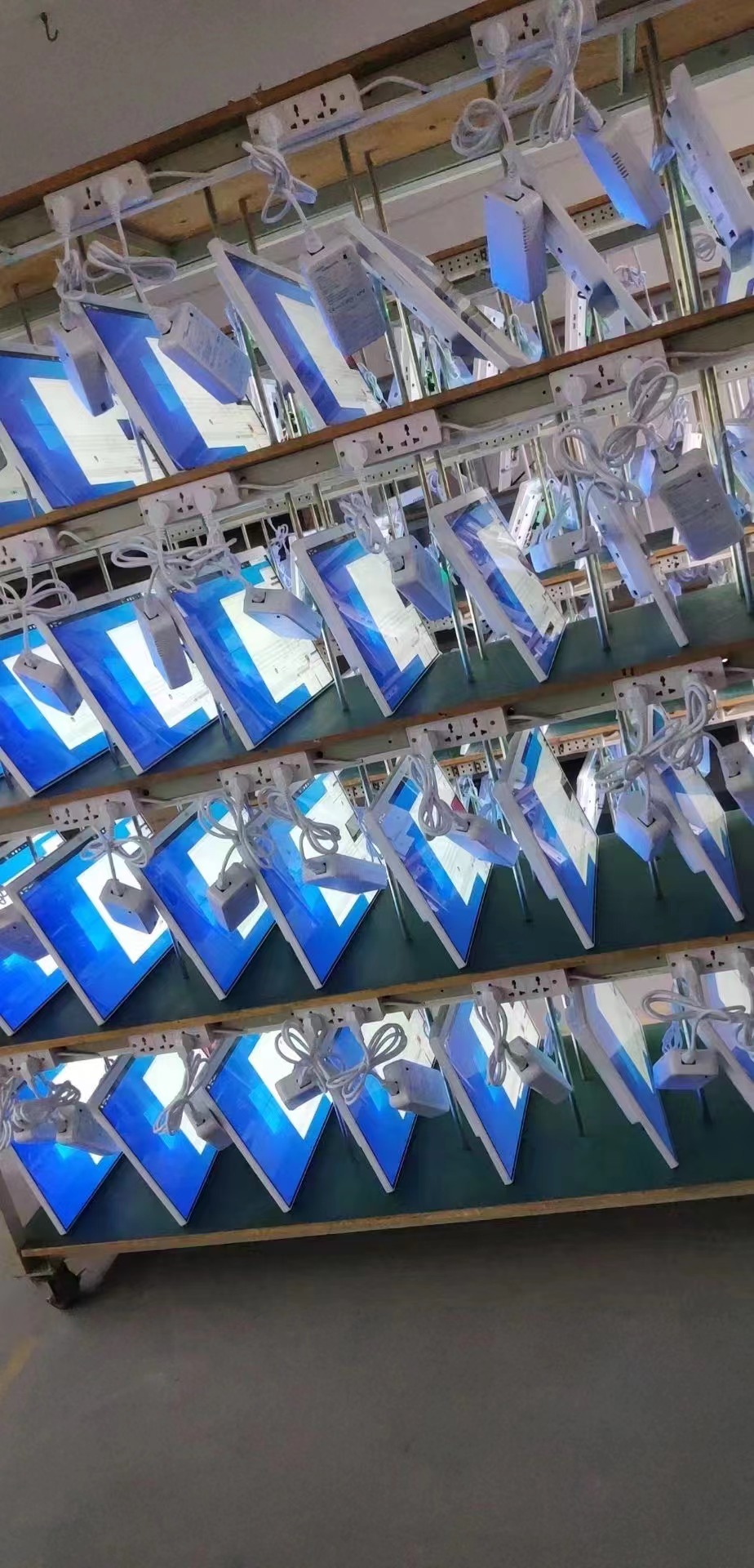 适合PC游戏搬砖兼职副业收益：揭秘高效稳定的赚钱之道
